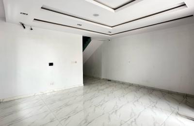 4 bedroom Semidetached duplex