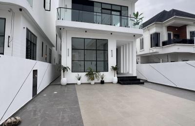 5 Bedroom Detached Duplex