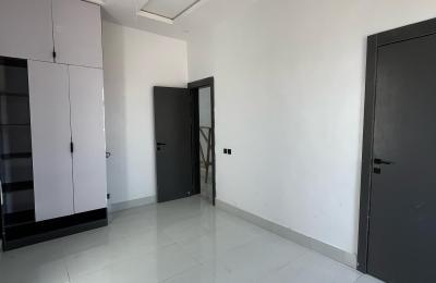 4 Bedroom Detached Duplex
