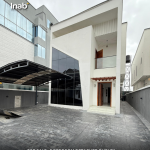 5 Bedroom Fully detached duplex