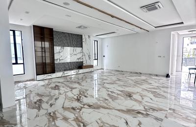 5 Bedroom detached duplex