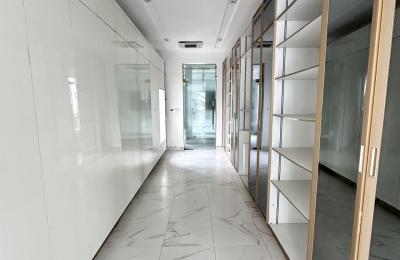 5 Bedroom detached duplex