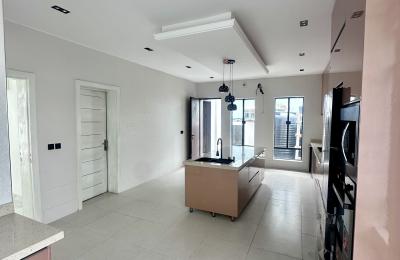5 Bedroom Detached Duplex