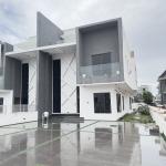 5 bedroom Semidetached Duplex