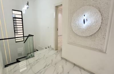 5 bedroom detached duplex