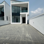 5 bedroom fully detached duplex