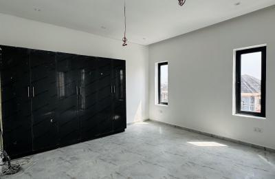 4 bedroom semi detached duplex