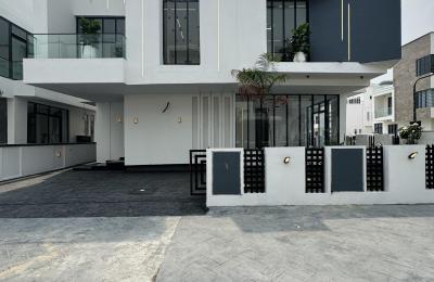 5 bedroom fully detached duplex