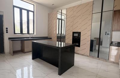 5 Bedroom Fully Detached Duplex