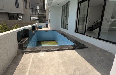 5 Bedroom Fully Detached Duplex