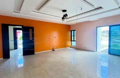 6 bedroom semi detached duplex