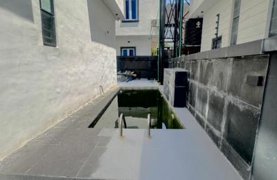 5 Bedroom Fully Detached Duplex