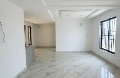 4 Bedroom Fully Detached Duplex