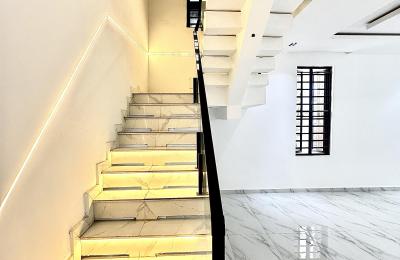 5 Bedroom Fully Detached Duplex