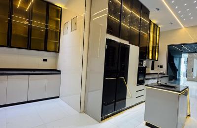 5 Bedroom Fully Detached Duplex
