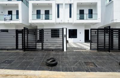 5 bedroom semi-detached duplex
