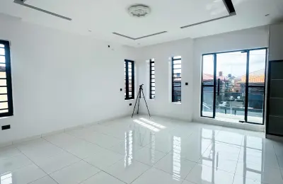 5 Bedroom Fully Detached Duplex