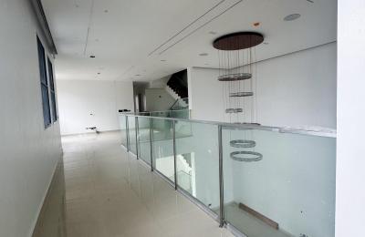 5 bedroom semi-detached duplex