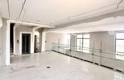 5 Bedroom Fully Detached Duplex