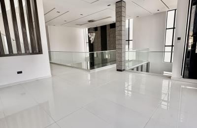 5 Bedroom Fully Detached Duplex