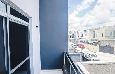 4 Bedroom Semi-Detached Duplex