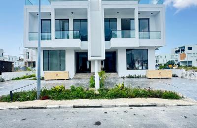 5 bedroom semi-detached duplex