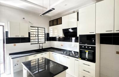 4 Bedroom Semi-Detached Duplex