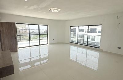 5 Bedroom Fully Detached Duplex