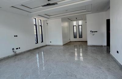 5 Bedroom Fully Detached Duplex