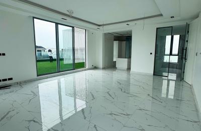 6 Bedroom Fully Detached Duplex