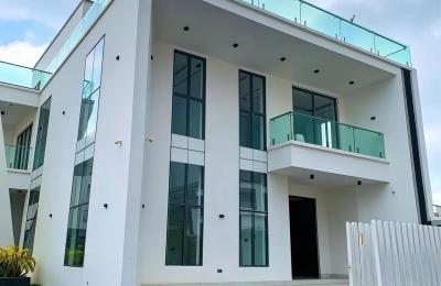 6 Bedroom Fully Detached Duplex