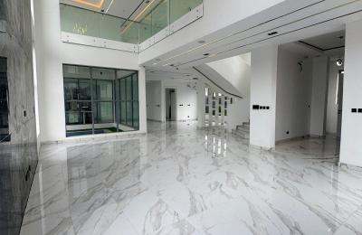 6 Bedroom Fully Detached Duplex