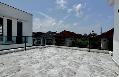 5 Bedroom Fully Detached Duplex