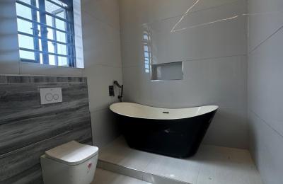 5 Bedroom Fully Detached Duplex
