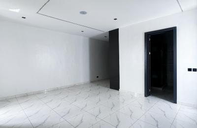 5 bedroom semi-detached duplex
