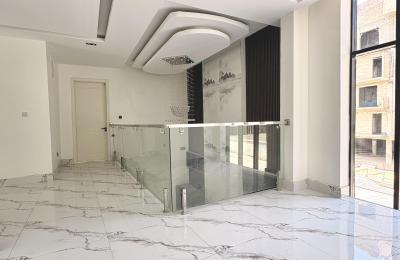 6 Bedroom Fully Detached Duplex