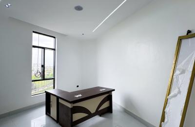 5 Bedroom Fully Detached Duplex