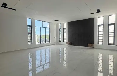 6 Bedroom Fully Detached Duplex