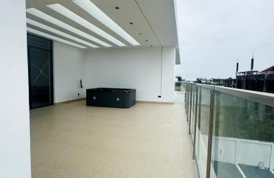 5 bedroom semi-detached duplex