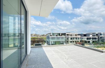 5 bedroom semi-detached duplex