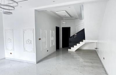 4 Bedroom Semi-Detached Duplex
