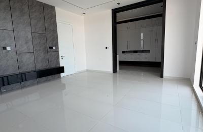 5 Bedroom Fully Detached Duplex