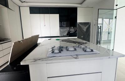 5 bedroom semi-detached duplex