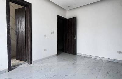 4 bedroom terrace duplex