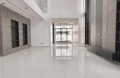 5 Bedroom Fully Detached Duplex