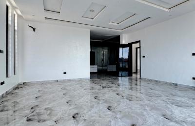 5 Bedroom Fully Detached Duplex