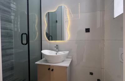 5 Bedroom Fully Detached Duplex