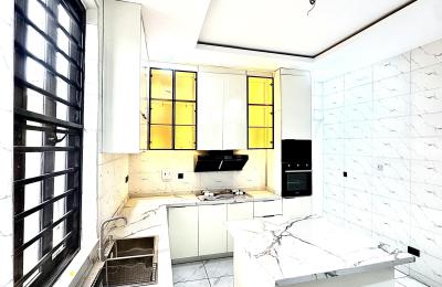 5 Bedroom Fully Detached Duplex
