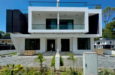 5 Bedroom Semi Detached Duplex