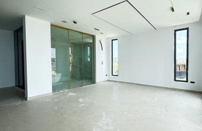 5 bedroom semi-detached duplex